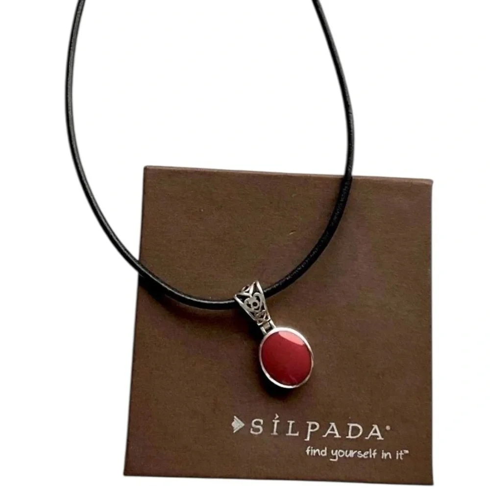 Silpada S1300 RETIRED Red Jasper Open Filigree Reversible Pendant